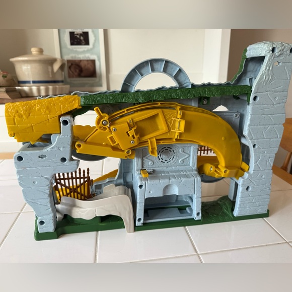 Matchbox Jungle Adventure Playset Black Panther Jaguar Works Trap Doors & Sounds - Picture 10 of 12